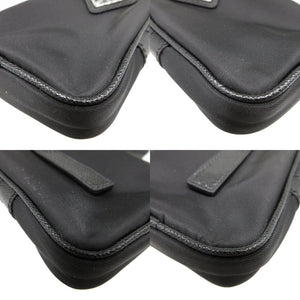 新品同様 プラダ 三角プレート テスート ブラック 黒 バッグチャーム ミニ ポーチ 1171【中古】PRADA