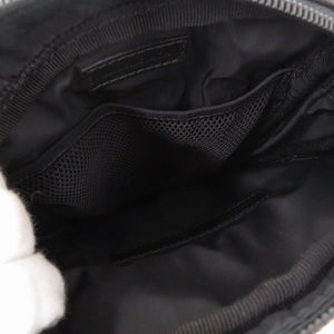 新品同様 バレンシアガ スポーツ スモールメッセンジャーバッグ 638657 ナイロン ブラック ボディバッグ 黒 0172【中古】BALENCIAGA