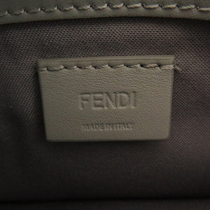 美品 フェンディ スタッズ チェーンウォレット 8M0346 レザー グレー ショルダーバッグ 0347【中古】FENDI