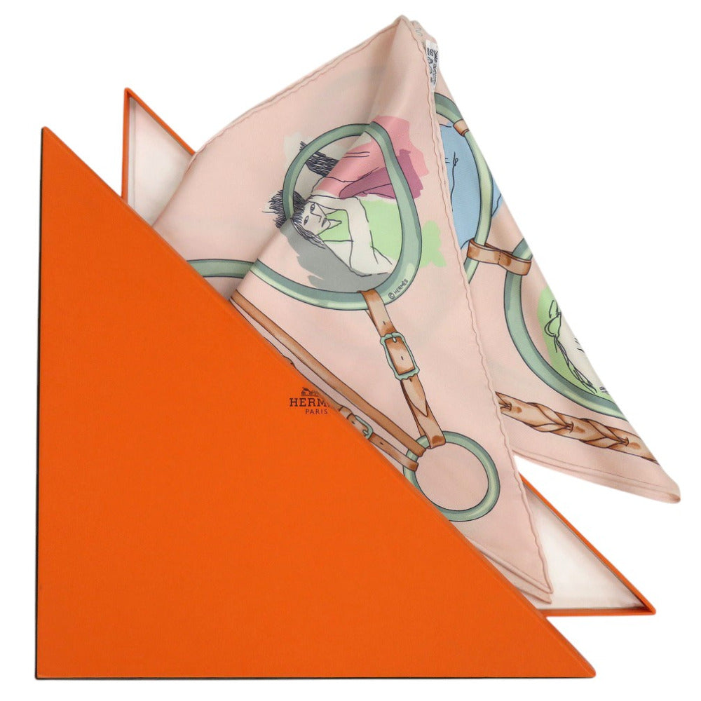 新品同様 エルメス パリジャン スカーフ PARISIENS 三角 トライアングル シルク マルチカラー 0481【中古】HERMES