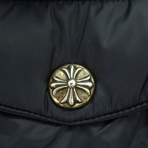 美品 クロムハーツ ダガージップ クロスボタン ダウンベスト ブラック サイズS 黒 フードあり 1144【中古】CHROME HEARTS メンズ