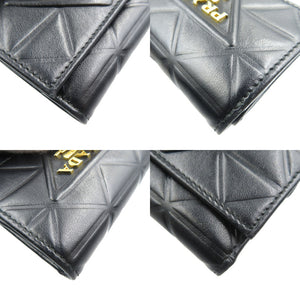 美品 プラダ ソフトカーフ トライアングル 1MH043 レザー ゴールド金具 ブラック 黒  ミニ財布 三つ折り財布 1193【中古】PRADA