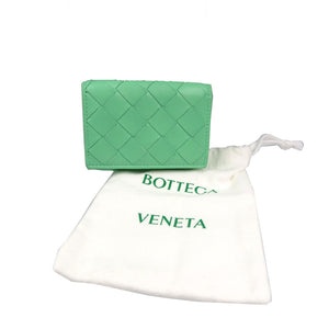 美品 ボッテガヴェネタ イントレチャート コンパクトウォレット カーフ シルバー金具 グリーン 三つ折り財布 1231【中古】BOTTEGA VENETA