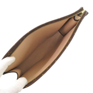 新品同様 ルイ ヴィトン モノグラム ポッシュ トワレット 26 M47542 クラッチバッグ ブラウン LV 1585【中古】LOUIS VUITTON