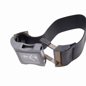 美品 ディオール クリス47 D100-324 クオーツ 腕時計 アルミ/ラバー ブラック 黒文字盤 0071【中古】Dior メンズ