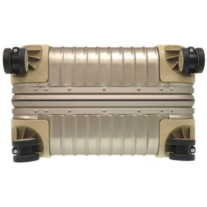 新品同様 リモワ トパーズ 34L チタニウム 923 53 03 4 アルミ キャリーバッグ 0095 【中古】 RIMOWA