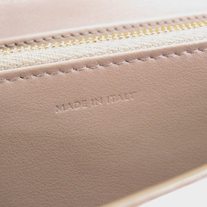 美品 セリーヌ ラージフラップウォレット レザー グレー 長財布 0123【中古】CELINE