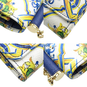 新品同様 ドルチェアンドガッバーナ シシリーウォレット マヨルカ柄 レザー PVC ゴールド金具 ホワイト ブルー イエロー チェーンウォレット 長財布 0500【中古】DOLCE&GABBANA