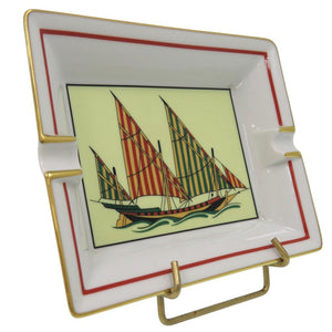 美品 エルメス アッシュトレイ 船 ヨット 灰皿 小物入れ プレート インテリア Ｍ47270 陶器 マルチカラー 0524【中古】HERMES