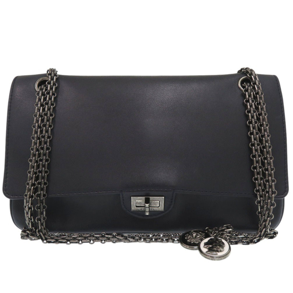 美品 シャネル ダブルフラップ チェーンショルダーバッグ  レザー ネイビー 0758【中古】CHANEL