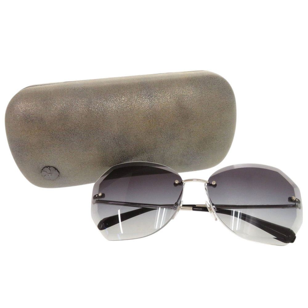 美品 シャネル グラデーションレンズ 4220 プラスチック メタル ブラック サングラス 0967【中古】CHANEL