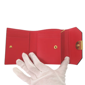 未使用 クリスチャン ルブタン エリザ コンパクトウォレット レザー ピンク 三つ折り財布 0985 【中古】 Christian Louboutin