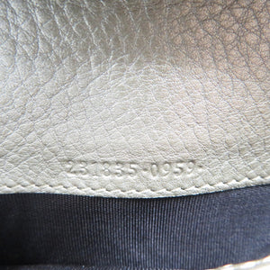 新品同様 グッチ レザー シルバー金具 シャンパン ゴールド Wホック 長財布 1176【中古】GUCCI