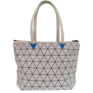 新品同様 イッセイミヤケ BAOBAO バオバオ BATEAU MATTE トートバッグ PVC ホワイト 1798【中古】ISSEY MIYAKE