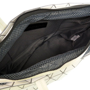 新品同様 イッセイミヤケ BAOBAO バオバオ BATEAU MATTE トートバッグ PVC ホワイト 1798【中古】ISSEY MIYAKE