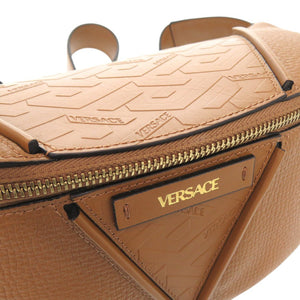新品同様 ヴェルサーチ Vグレカ ボディバッグ ベルトバッグ ショルダーバッグ 1006888 1A04605 レザー ブラウン 0409【中古】VERSACE