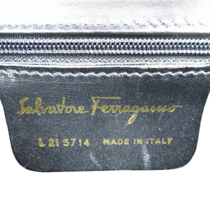 サルヴァトーレフェラガモ L21 5714 レザー ゴールド金具 ブラック 黒 ショルダーバッグ 0524【中古】Salvatore Ferragamo