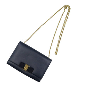 美品 サルヴァトーレフェラガモ ヴァラ AU-22/B558 レザー ゴールド金具 ネイビー チェーン ショルダーバッグ 0662【中古】Salvatore Ferragamo