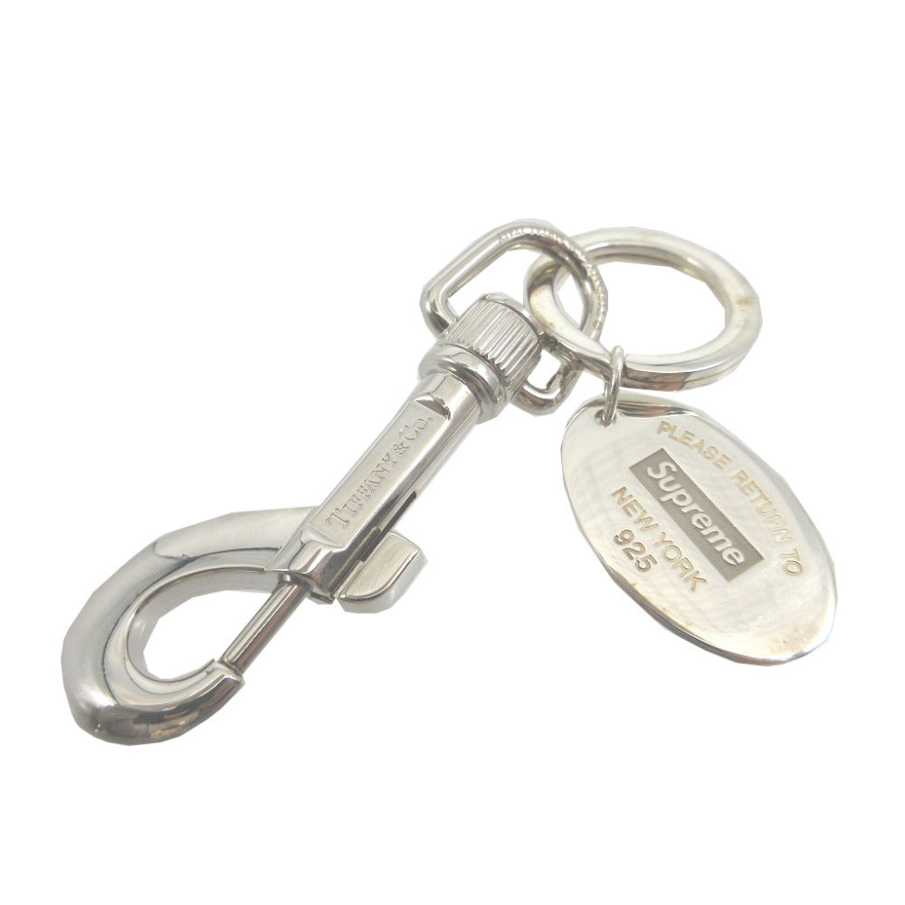 美品 ティファニー シュプリームコラボ リターントゥティファニー Wネーム オーバルタグ シルバー925 シルバー キーリング キーホルダー 0799【中古】TIFFANY Supreme