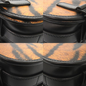 美品 バーバリー レオパード レザー ブラック/オレンジ ショルダーバッグ 黒 0843【中古】BURBERRY