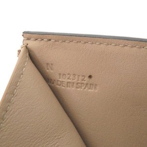 新品同様 ロエベ アナグラム パーティカル ウォレット スモール ぺブルグレインカーフ C821S33X01 サンド 三つ折り財布 0958【中古】LOEWE