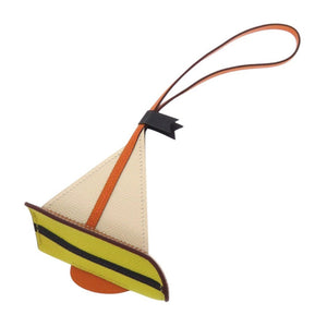 未使用品 エルメス
 バッグチャーム セイル24 ヨット キーホルダー
 ヴォーエプソン/バレニア ナタ B刻印刻印 1261
【中古】HERMES レディース