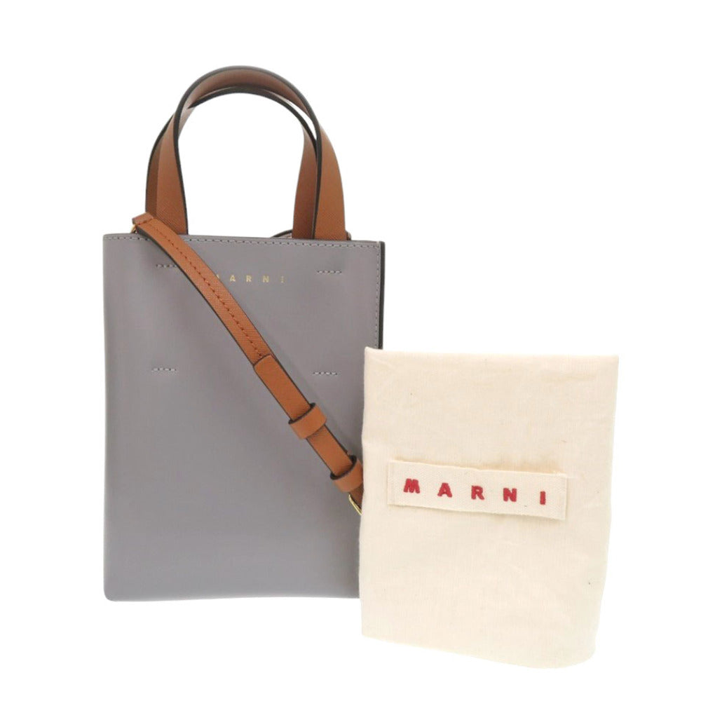 新品同様 マルニ ミュゼオ ナノ MUSEO  SHMP0050Y3 レザー アッシュ プラム 2wayハンドバッグ グレー 1363【中古】MARNI