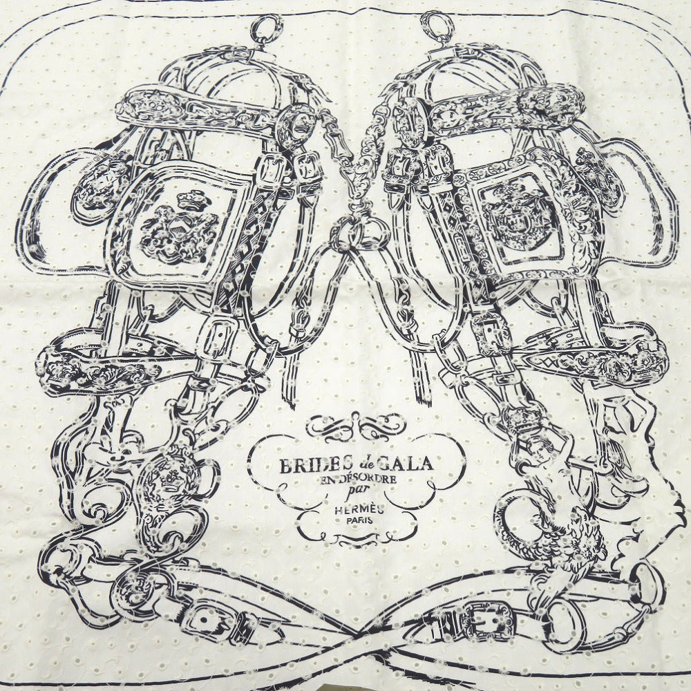 新品同様 エルメス カレ70 ブリッド ドゥ ガラ Brides de Gala Broderie Anglaise スカーフ 刺繍 シルク Blanc  1545【中古】HERMES