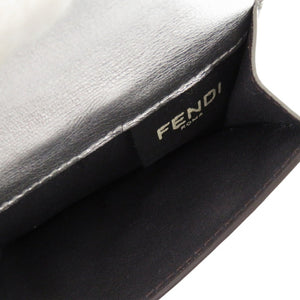 新品同様 フェンディ バゲット マイクロ FFロゴ 8M0395 レザー シルバー 三つ折り財布 1713【中古】FENDI