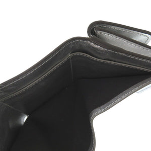 新品同様 フェンディ バゲット マイクロ FFロゴ 8M0395 レザー シルバー 三つ折り財布 1713【中古】FENDI