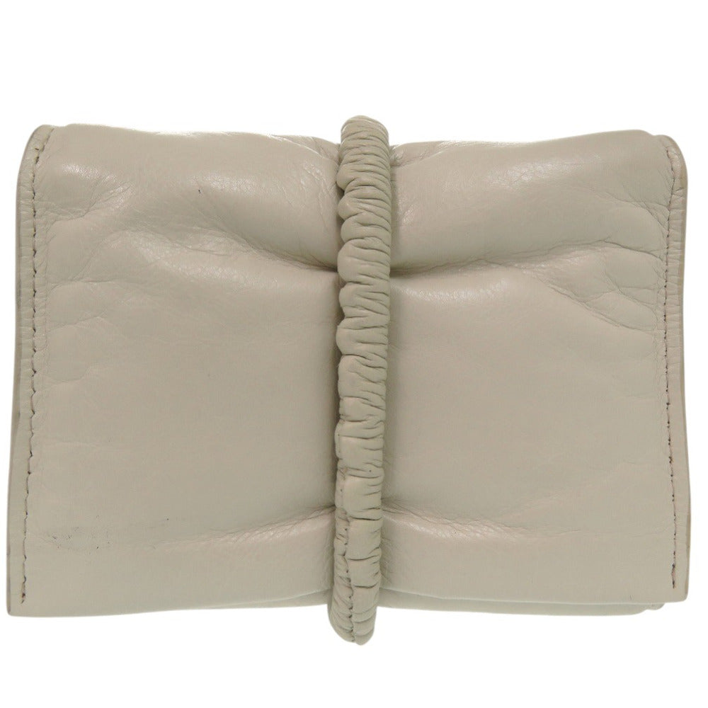 美品 ボッテガヴェネタ バンドクロージャー ウォレット コンパクト財布 三つ折り財布 レザー アイボリー 1957【中古】BOTTEGAVENETA