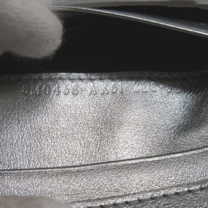 新品同様 フェンディ コンパクトウォレット 8M0468 レザー シルバー 2つ折り財布 財布 0162【中古】FENDI