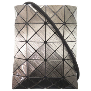 新品同様 イッセイミヤケ BAOBAO バオバオ PVC ダークシルバー ショルダーバッグ 0193【中古】ISSEY MIYAKE