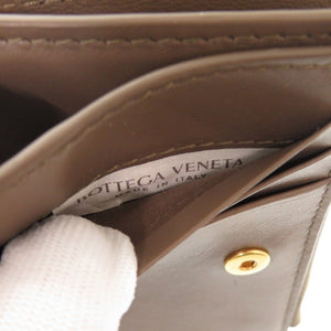 新品同様 ボッテガヴェネタ カセット マキシイントレチャート 742698 レザー トープグレー 二つ折り財布 0984【中古】BOTTEGAVENETA