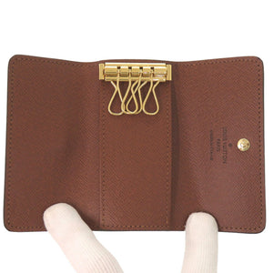 未使用 ルイ ヴィトン ミュルティクレ4 モノグラム M69517 ４連キーケース LV 1171 【中古】 LOUIS VUITTON