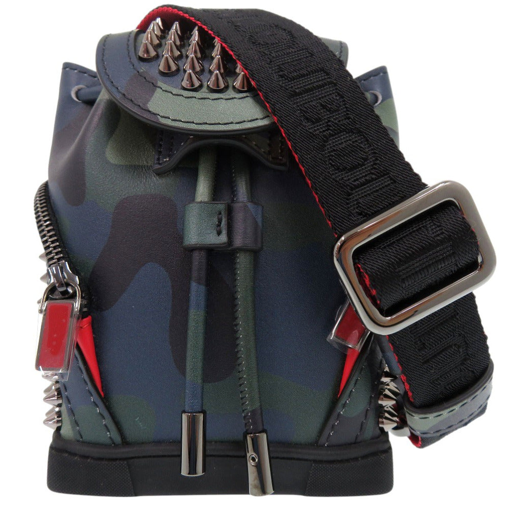 未使用品 クリスチャンルブタン エクスプローラーファンク ショルダーバッグ スパイク 迷彩 ミニバッグ カーフ 1206【中古】Christian Louboutin