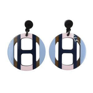 新品同様 エルメス Ｈエキップ バッファローホーン ラッカー エキューム ネイビー ピンク ピアス 1296【中古】HERMES