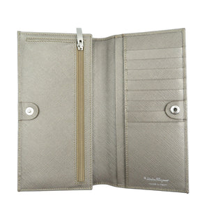 新品同様 サルヴァトーレフェラガモ ガンチーニ 22-7698 レザー シルバー金具 グレー 二つ折り 長財布 1326【中古】Salvatore Ferragamo