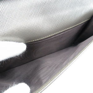 新品同様 サルヴァトーレフェラガモ ガンチーニ 22-7698 レザー シルバー金具 グレー 二つ折り 長財布 1326【中古】Salvatore Ferragamo