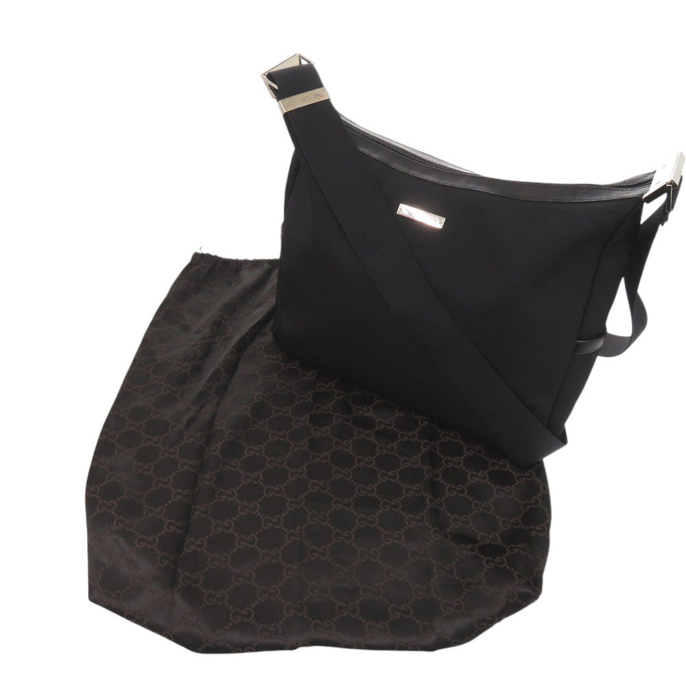 美品 グッチ ナイロン ブラック ショルダーバッグ 黒 1528【中古】GUCCI