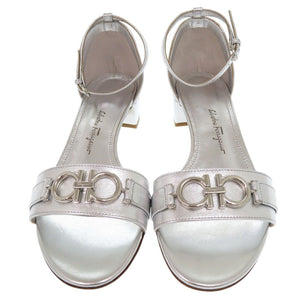 新品同様 サルヴァトーレフェラガモ ガンチーニ レザー シルバー サイズ6C サンダル 1543【中古】Salvatore Ferragamo