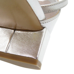 新品同様 サルヴァトーレフェラガモ ガンチーニ レザー シルバー サイズ6C サンダル 1543【中古】Salvatore Ferragamo