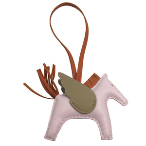 新品同様 エルメス ロデオペガサスPM アニューミロ W刻印(2024年製) モーヴペール パンデピス ベージュマルファ バッグチャーム キーホルダー 0210【中古】HERMES