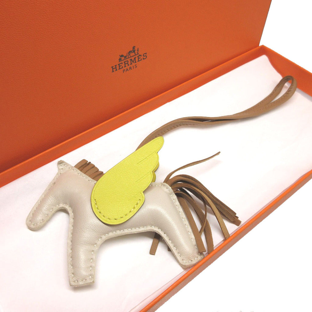 新品同様 エルメス ロデオペガサスPM アニューミロ U刻印(2022年製) クレ チャイ ライム バッグチャーム キーホルダー 0252【中古】HERMES