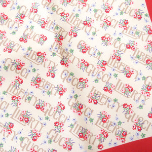 美品 グッチ × LIBERTY リバティ フラワープリント シルク ベージュ レッド スカーフ 1126【中古】GUCCI