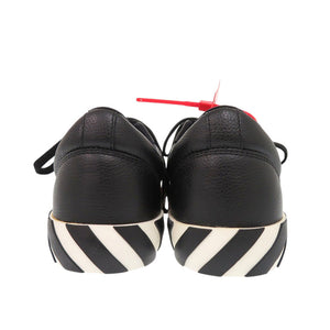 未使用 オフホワイト LOW VULCANIZED 25cm アローロゴワッペン OMIA085F19D680011001 レザー ブラック スニーカー 黒 1179【中古】OFF-WHITE