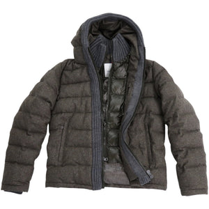 美品 モンクレール カヌート CANUT GIUBBOTTO 220914131105 54233 ダウン 羽毛 グレー ダウンジャケット 1213【中古】MONCLER