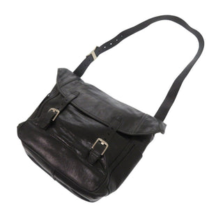 サルヴァトーレフェラガモ レザー ブラック ショルダーバッグ メッセンジャーバッグ 黒 0021【中古】Salvatore Ferragamo メンズ