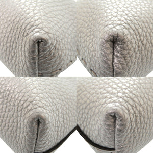 美品 フェンディ セレリア 8N0114-5QG レザー シルバー ポーチ 化粧ポーチ 1150【中古】FENDI