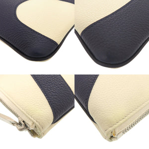 新品同様 サルヴァトーレフェラガモ 661323 レザー アイボリー ネイビー クラッチバッグ セカンドバッグ 1336【中古】Salvatore Ferragamo メンズ